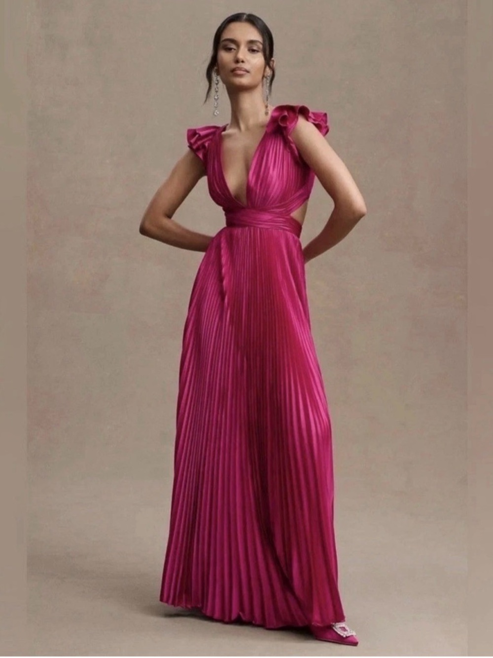 Mac Duggal Fuchsia Pleated V-Neck Evening Gown Size 2 New